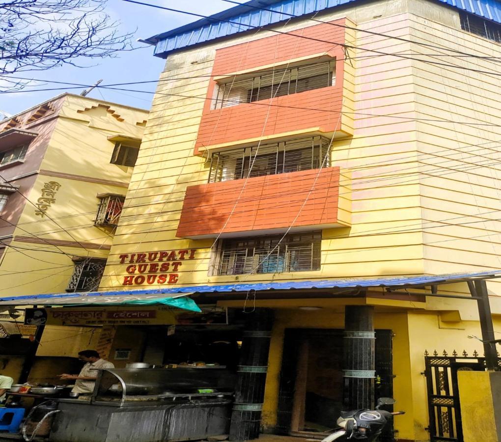 Staymaker Tirupati Guest House Kalküta Dış mekan fotoğraf