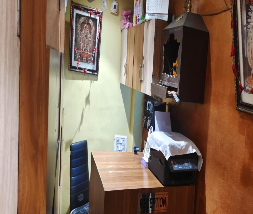 Staymaker Tirupati Guest House Kalküta Dış mekan fotoğraf