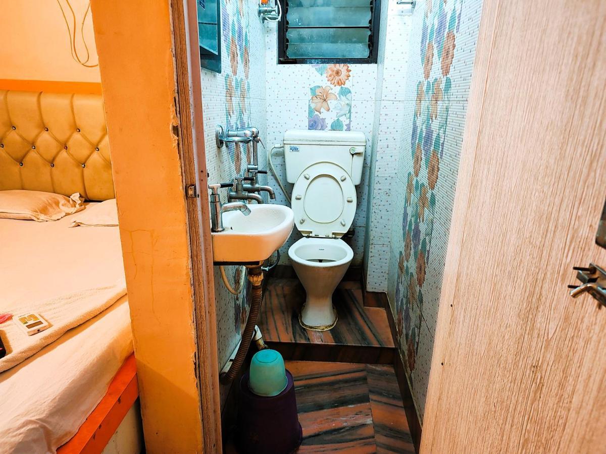 Staymaker Tirupati Guest House Kalküta Dış mekan fotoğraf