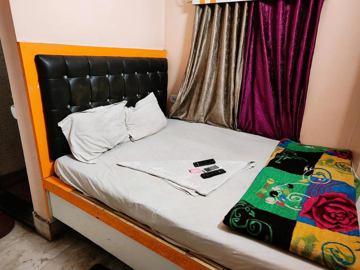 Staymaker Tirupati Guest House Kalküta Dış mekan fotoğraf